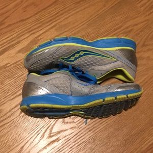 Saucony Outduel Shoes